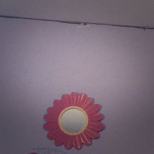 I don’t need this Mirror